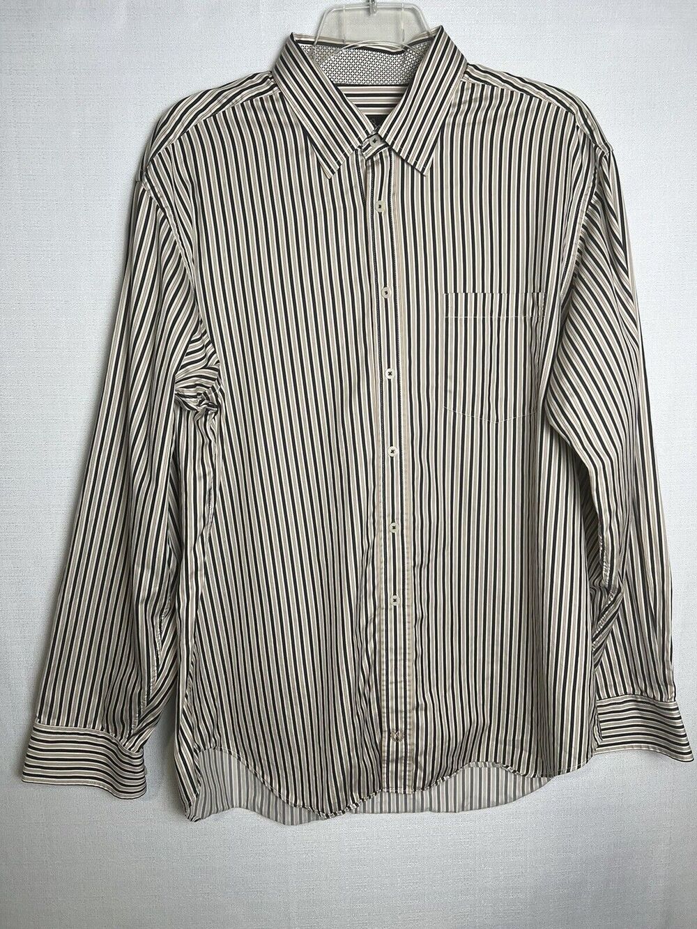 Mens Bugatchi Uomo Size XXL Long Sleeved Button Up Dress ShirtBlack Striped